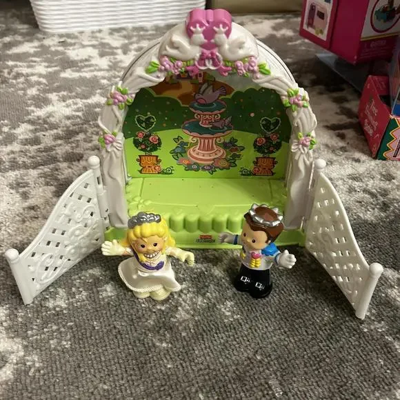 Fisher-Price Toys Fisherprice Little People Royal Garden